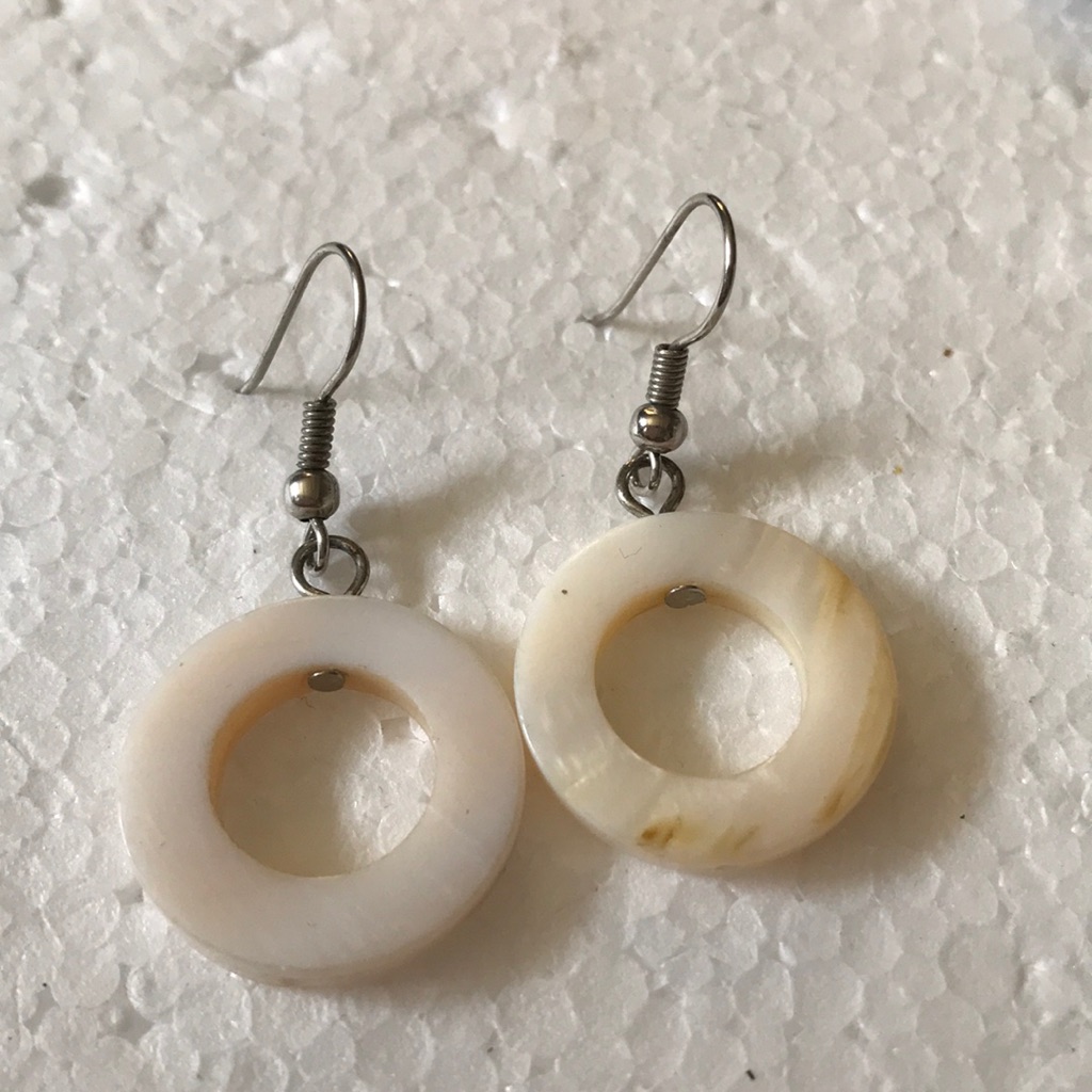 Mop Earring